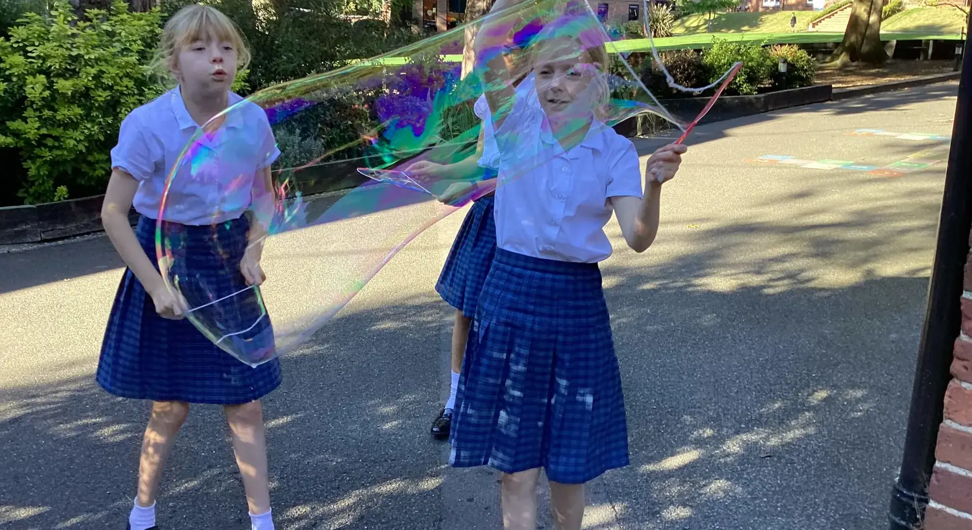 Middle School Science Co-Curricular Club Bubbles Feltonfleet Private School Surrey